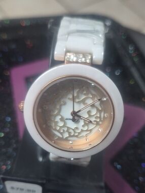 White Ceramic Women's Fashion Watch with Decorative Dial